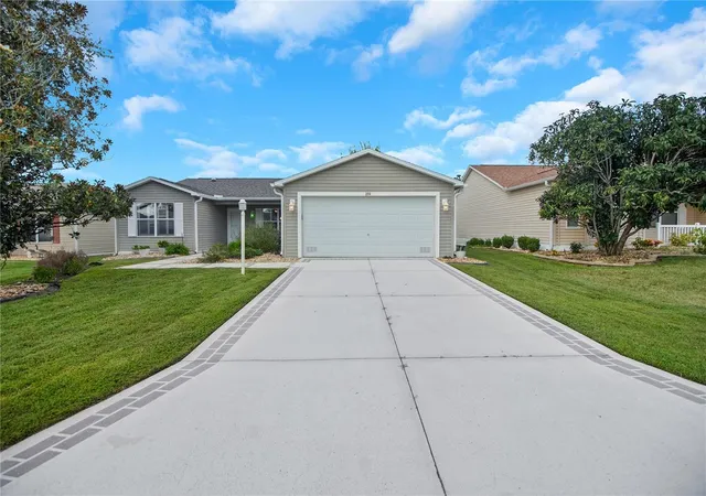 Photo 4 of Single family home for sale at 299 Jefferson Ln, The Villages, FL 32162 | MLS# G5118175 | Listing updated on 2026-09-25