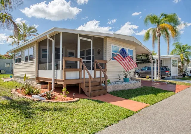 Photo 3 of Manufactured home for sale at 18675 Us Hwy 19 N #328, Clearwater, FL 33764 | MLS# TB8551486 | Listing updated on 2026-10-01