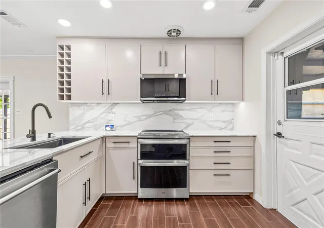 Photo 3 of Single family home for sale at 844 87th Avenue N, Saint Petersburg, FL 33702 | MLS# TB8551488 | Listing updated on 2026-10-08