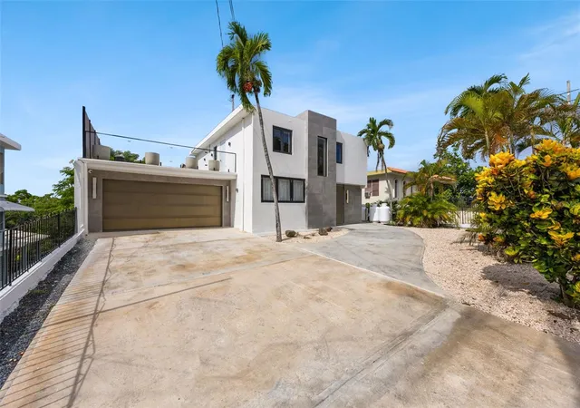 Photo 1 of Single family home for sale at 413 Road, Rincon, PR 00677 | MLS# PR9124419 | Listing updated on 2026-10-03