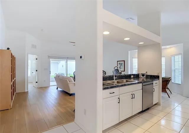 Photo 3 of Single family home for sale at 572 Salmon Ct, Oldsmar, FL 34677 | MLS# TB8551499 | Listing updated on 2026-10-04
