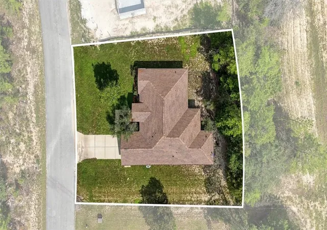 Photo 3 of Single family home for sale at 6 Dianthus Ct, Homosassa, FL 34446 | MLS# CC858118 | Listing updated on 2026-10-09