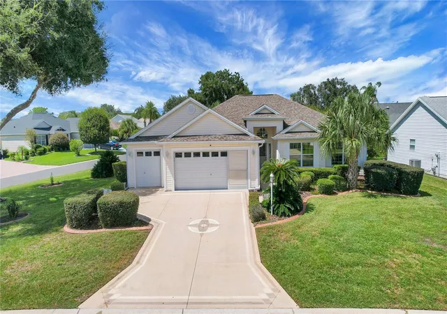 Photo 1 of Single family home for sale at 8305 Se 168th Mardell Ln, The Villages, FL 32162 | MLS# G5118178 | Listing updated on 2026-09-25