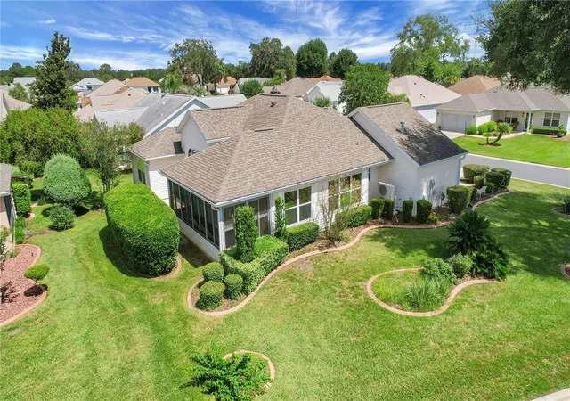 Photo 3 of Single family home for sale at 8305 SE 168th Mardell Ln, The Villages, FL 32162 | MLS# G5118178 | Listing updated on 2026-09-25
