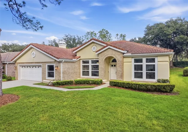 Photo 1 of Single family home for sale at 17911 Holly Brk Dr, Tampa, FL 33647 | MLS# TB8551505 | Listing updated on 2026-10-01