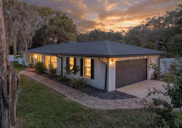 Photo 1 of Single family home for sale at 501 W 124th Avenue, Tampa, FL 33612 | MLS# TB8551506 | Listing updated on 2026-09-28