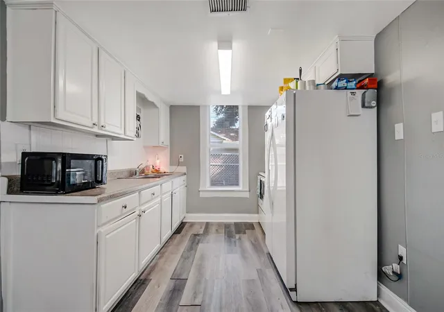 Photo 4 of Single family home for sale at 1516 Carolina Ave, Saint Cloud, FL 34769 | MLS# O6444243 | Listing updated on 2026-09-26