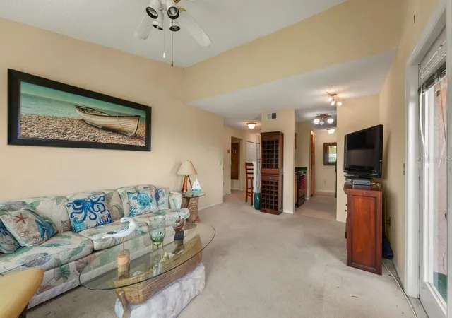 Photo 4 of Condo for sale at 1401 S Palmetto Ave #622, Daytona Beach, FL 32114 | MLS# V4951455 | Listing updated on 2026-09-27