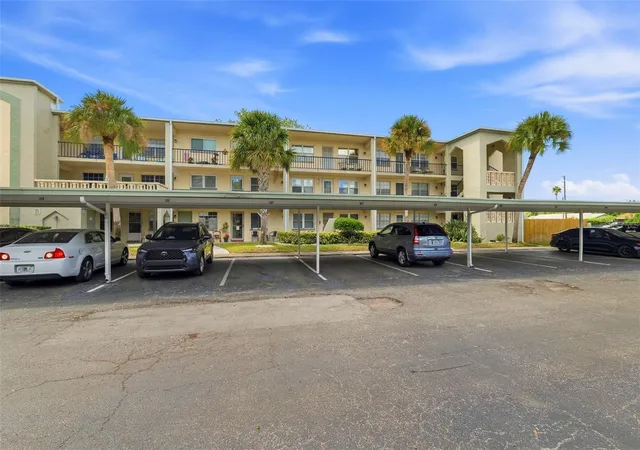 Photo 3 of Condo for sale at 11620 Park Blvd #308, Seminole, FL 33772 | MLS# TB8551512 | Listing updated on 2026-10-03