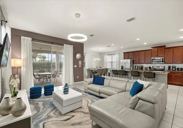 Photo 4 of Single family home for sale at 1528 Nassau Point Trl, Kissimmee, FL 34747 | MLS# O6444250 | Listing updated on 2026-09-25