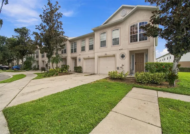 Photo 3 of Townhouse for sale at 4709 Ashburn Pond Way, Tampa, FL 33610 | MLS# TB8551521 | Listing updated on 2026-09-29