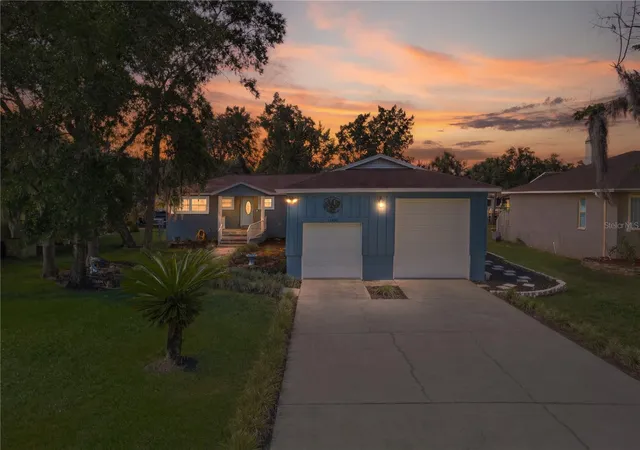 Photo 1 of Single family home for sale at 11430 W Waterway Dr, Homosassa, FL 34448 | MLS# W7889768 | Listing updated on 2026-09-26