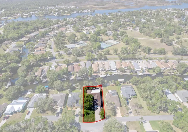 Photo 4 of Single family home for sale at 11430 W Waterway Dr, Homosassa, FL 34448 | MLS# W7889768 | Listing updated on 2026-09-26