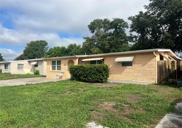 Photo 1 of Single family home for sale at 10435 114th Terrace N, Largo, FL 33773 | MLS# TB8551546 | Listing updated on 2026-10-07