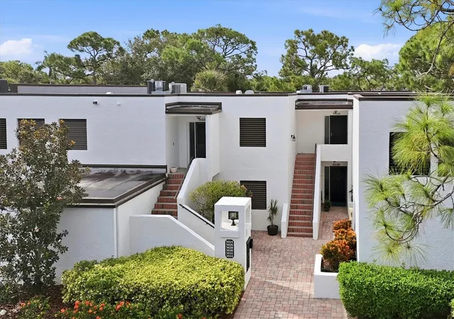 Photo 3 of Condo for sale at 5030 Marsh Fld Rd #22, Sarasota, FL 34235 | MLS# A4707182 | Listing updated on 2026-10-06