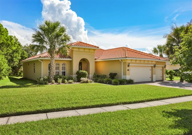Photo 2 of Single family home for sale at 3801 Bowfin Trl, Kissimmee, FL 34746 | MLS# O6444277 | Listing updated on 2026-09-25