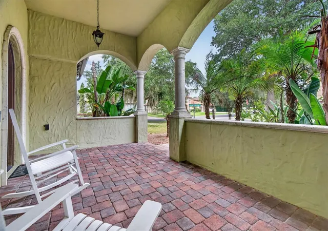 Photo 3 of Single family home for sale at 100 Via Rosa Ct, Debary, FL 32713 | MLS# O6444281 | Listing updated on 2026-10-02