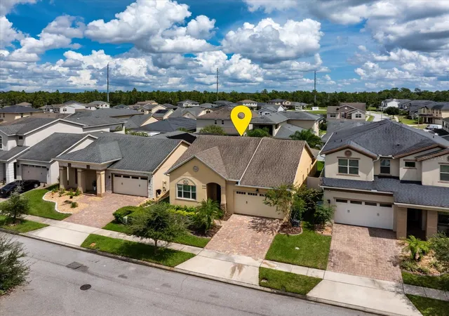 Photo 1 of Single family home for sale at 14121 Alafaya Oak Bnd, Orlando, FL 32828 | MLS# O6444283 | Listing updated on 2026-10-08