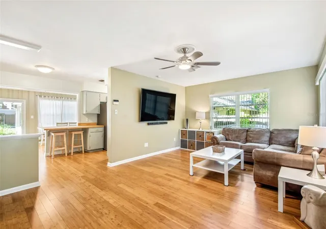 Photo 4 of Single family home for sale at 422 W Louisiana Ave, Tampa, FL 33603 | MLS# TB8551556 | Listing updated on 2026-10-17