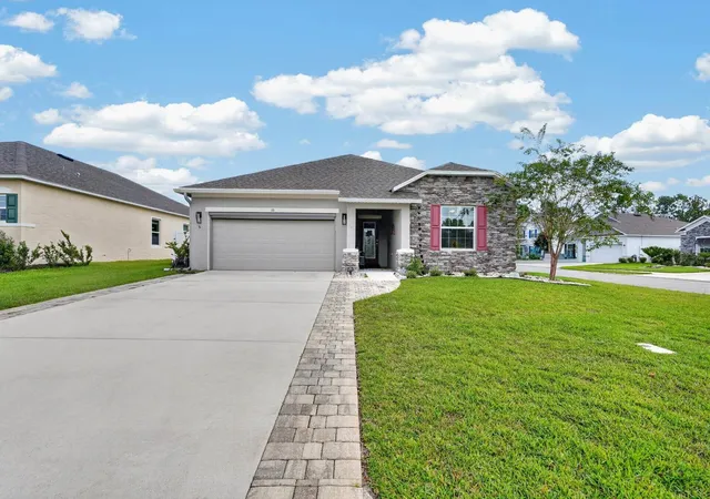 Photo 4 of Single family home for sale at 35 Ridge Rd, Palm Coast, FL 32137 | MLS# S5158187 | Listing updated on 2026-09-24