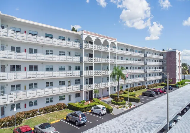 Photo 2 of Condo for sale at 5501 80th Street N #303, Saint Petersburg, FL 33709 | MLS# TB8551565 | Listing updated on 2026-09-24
