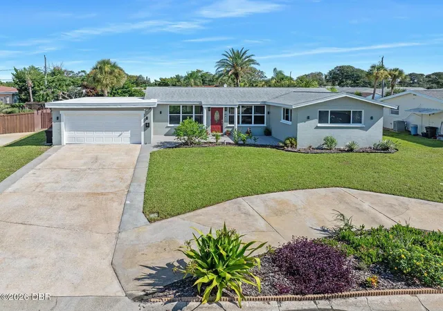 Photo 1 of Single family home for sale at 45 Loyola Dr, Ormond Beach, FL 32176 | MLS# FC321662 | Listing updated on 2026-09-25