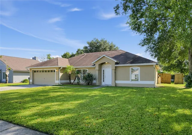 Photo 2 of Sale Pending at 2549 Abney Ave, Orlando, FL 32833 | MLS# O6444289 | Listing updated on 2026-10-07