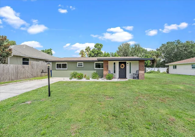 Single family home for sale at 4455 Maygog Rd, SARASOTA, FL 34233 | MLS# A4707193
