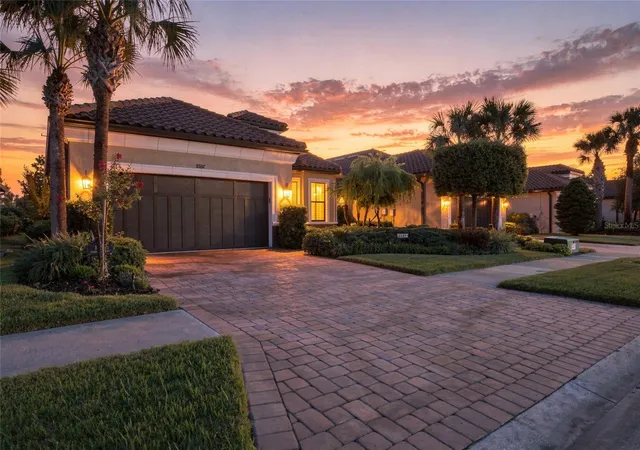 Photo 2 of Single family home for sale at 8557 Grand Alberato Rd, Tampa, FL 33647 | MLS# TB8551574 | Listing updated on 2026-10-06