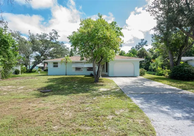 Photo 3 of Single family home for sale at 631 S Broadway, Englewood, FL 34223 | MLS# D6148910 | Listing updated on 2026-10-05