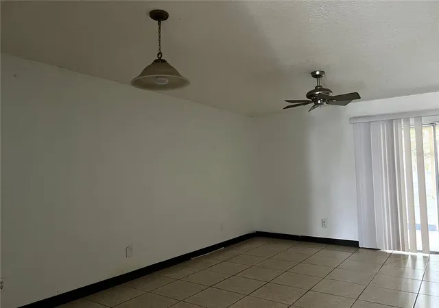 Listing Photo 3 - Condo for sale in building located at 2519 Coral Ave, KISSIMMEE, FL 34741