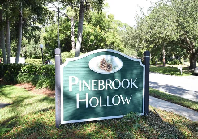 Photo 2 of Condo for sale at 4610 Ringwood Meadow #17, Sarasota, FL 34235 | MLS# A4707198 | Listing updated on 2026-09-29