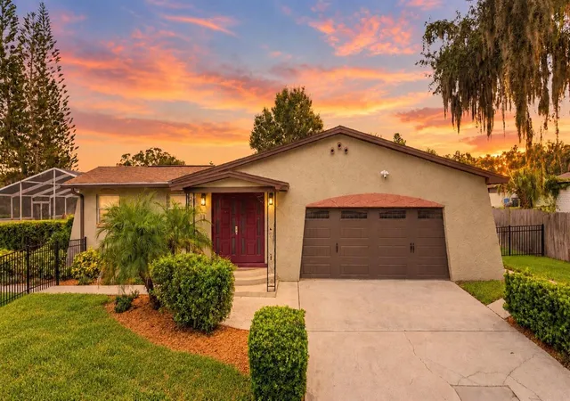 Single family home for sale at 816 Knight St, SEFFNER, FL 33584 | MLS# TB8551590