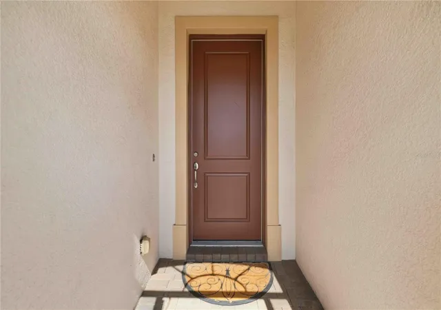 Photo 2 of Single family home for sale at 23739 Waverly Cir, Venice, FL 34293 | MLS# D6148913 | Listing updated on 2026-09-26