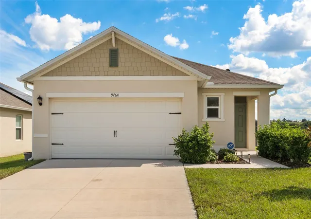 Photo 1 of Single family home for sale at 9760 Black Walnut Dr, Clermont, FL 34715 | MLS# O6444312 | Listing updated on 2026-10-08