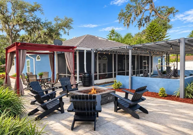 Photo 3 of Single family home for sale at 3009 W Clinton St, Tampa, FL 33614 | MLS# TB8551615 | Listing updated on 2026-10-04