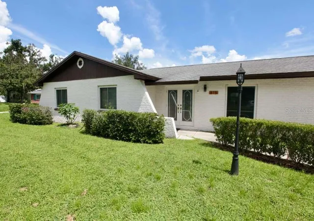 Photo 1 of Single family home for sale at 815 Bishop Pl, Seffner, FL 33584 | MLS# TB8551617 | Listing updated on 2026-09-23