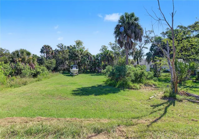 Photo 4 of Land for sale at 10933 W Fort Is Trl, Crystal River, FL 34429 | MLS# TB8551618 | Listing updated on 2026-09-28