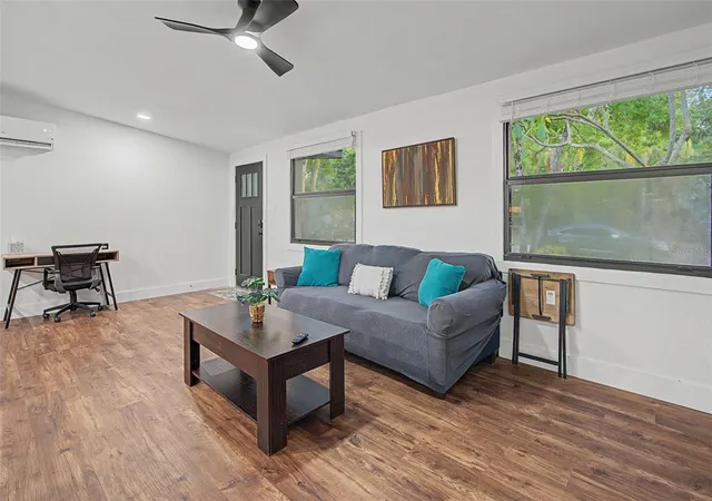 Photo 4 of Single family home for sale at 3000 Karen Ave, Largo, FL 33774 | MLS# TB8551621 | Listing updated on 2026-09-30