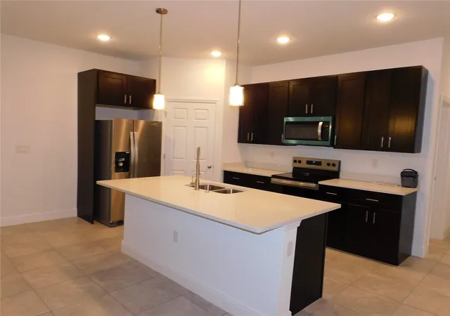 Photo 3 of Single family home for sale at 14948 Sw 28th Terrace Rd, Ocala, FL 34473 | MLS# OM732796 | Listing updated on 2026-09-25