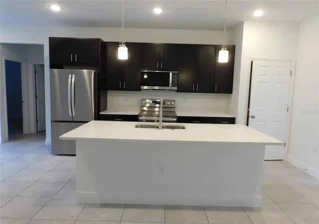 Photo 2 of Single family home for sale at 14948 Sw 28th Terrace Rd, Ocala, FL 34473 | MLS# OM732796 | Listing updated on 2026-09-25