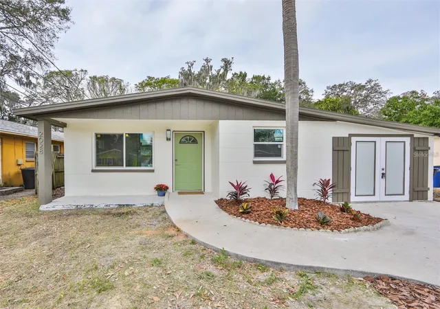 Photo 1 of Single family home for sale at 2028 N Betty Ln, Clearwater, FL 33755 | MLS# TB8551630 | Listing updated on 2026-10-03