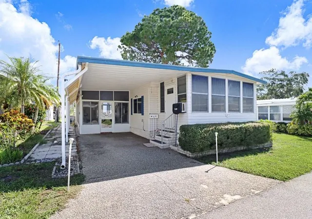 Photo 3 of Manufactured home for sale at 585 Sky Harbor Dr #317, Clearwater, FL 33759 | MLS# TB8551632 | Listing updated on 2026-09-24