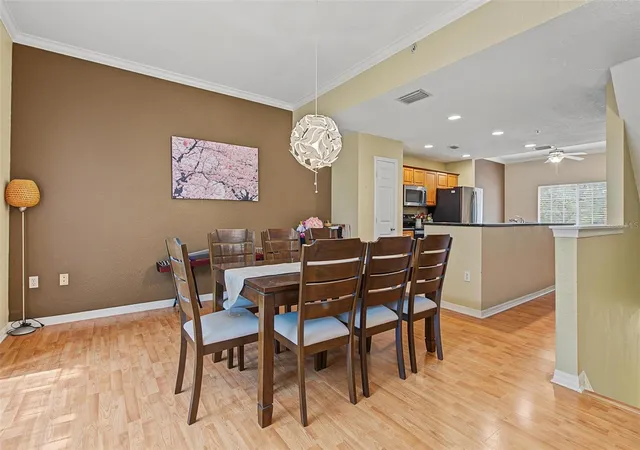 Photo 4 of Condo for sale at 5214 Hampton Beach Pl #5214, Tampa, FL 33609 | MLS# TB8551637 | Listing updated on 2026-09-28