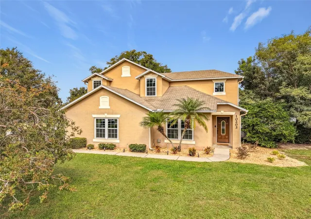 Single family home for sale at 10203 Summer Elm Ave, CLERMONT, FL 34711 | MLS# O6444330