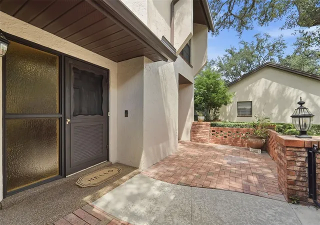 Photo 4 of Condo for sale at 116 Golf Clb Dr, Longwood, FL 32779 | MLS# O6444343 | Listing updated on 2026-10-03