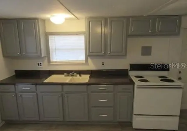 Photo 2 of Manufactured home for sale at 6742 NW 62nd Avenue, Ocala, FL 34482 | MLS# OM732803 | Listing updated on 2026-09-24