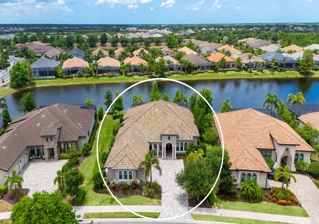 Photo 2 of Single family home for sale at 16720 Berwick Ter, Bradenton, FL 34202 | MLS# A4707213 | Listing updated on 2026-10-14