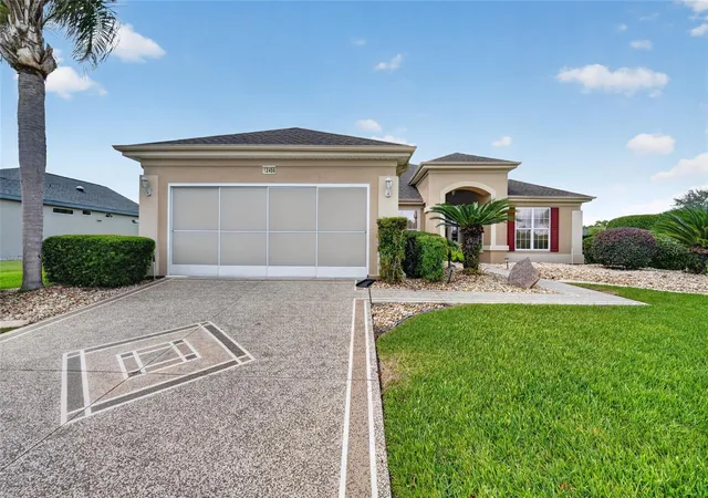 Photo 2 of Single family home for sale at 12456 Se 92nd Terrace, Summerfield, FL 34491 | MLS# OM732805 | Listing updated on 2026-09-25