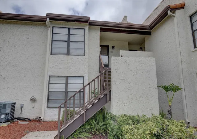 Photo 3 of Condo for sale at 2595 Cyprus Dr #4-219, Palm Harbor, FL 34684 | MLS# TB8551676 | Listing updated on 2026-09-25
